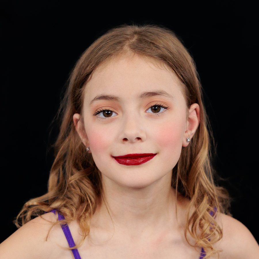 Madilyn H., Team Glow dancer
