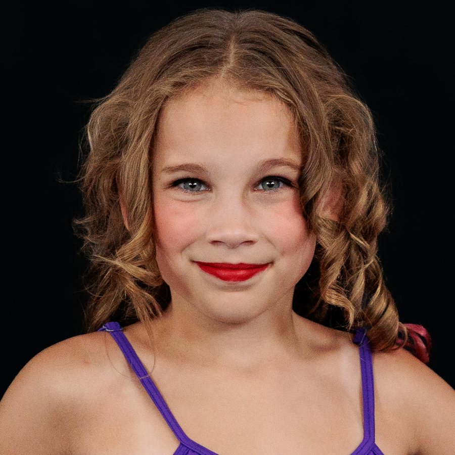 Olivia H., Team Wildfire dancer